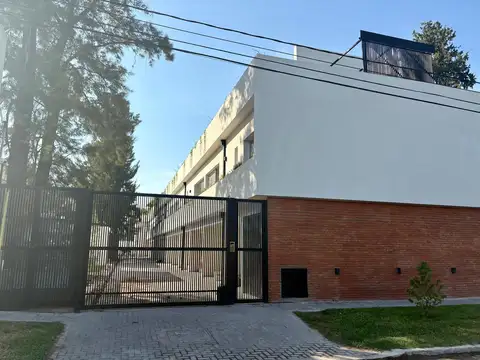 Casa en Venta en Barrio Parque Leloir, Partido de Ituzaingó