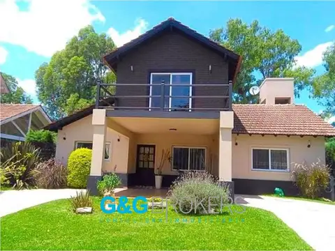 Casa en Venta en Maria Elena, La Reja
