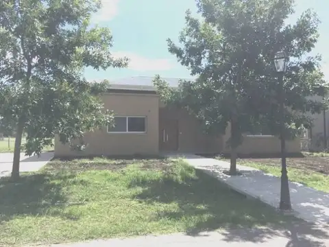 Casa en Venta en Pilar Del Este, Countries y Barrios Cerrados en Pilar