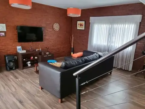 Casa en Venta en Countries y Barrios Cerrados en Udaondo, Partido de Ituzaingó