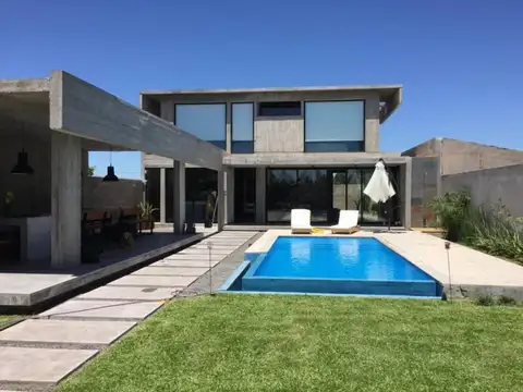 Casa en Venta en San Pedro, Partido de San Pedro