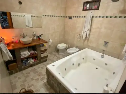 Casa en Venta en Ciudad Jardin del Palomar, Partido de Tres de Febrero