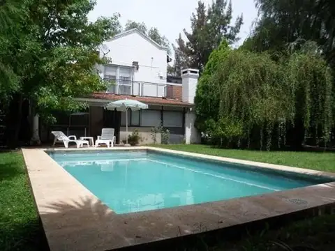 Casa en Venta en Boca Raton, Countries y Barrios Cerrados en Pilar