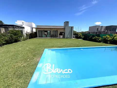 Casa en Venta en Pilar Del Este, Countries y Barrios Cerrados en Pilar