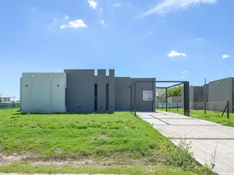 Casa en Venta en La Magdalena, Canning