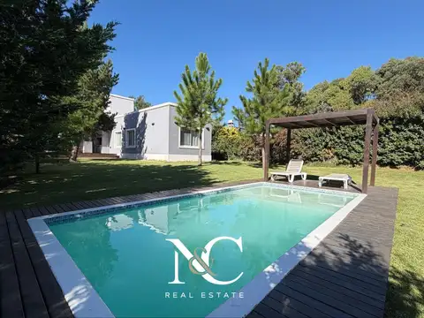 Casa en Venta en Barrio Golf 2, Costa Esmeralda