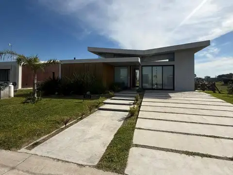 Casa en Venta en Countries y Barrios Cerrados en Ezeiza, Partido de Ezeiza