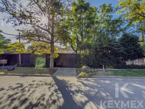 Casa en Venta en City Bell, Partido de La Plata