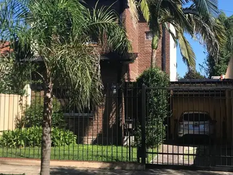 Casa en Venta en Castelar Sur, Castelar