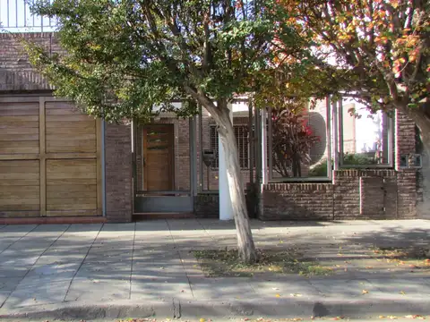 Casa en Venta en Lomas del Mirador, Partido de La Matanza