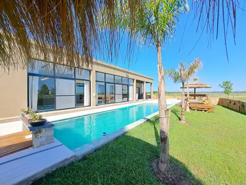 Casa en Venta en Las Calandrias, Countries y Barrios Cerrados en Campana