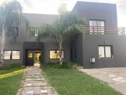 Casa en Venta en El Cazal, Countries y Barrios Cerrados en Escobar
