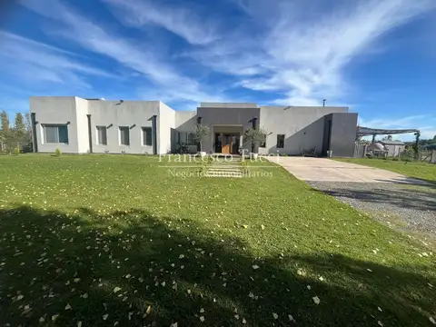 Casa en Venta en San Roque, Countries y Barrios Cerrados en Lujan