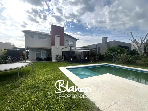 Casa en Venta en Pilar Del Este, Countries y Barrios Cerrados en Pilar