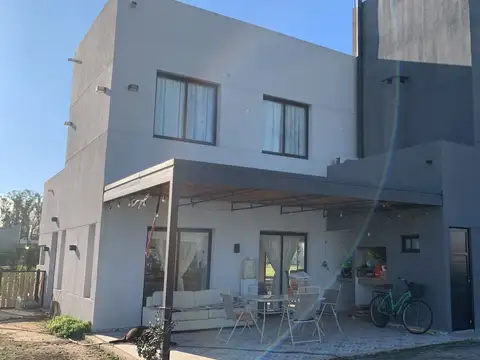 Casa en Venta en El Ensueño, Countries y Barrios Cerrados en Escobar