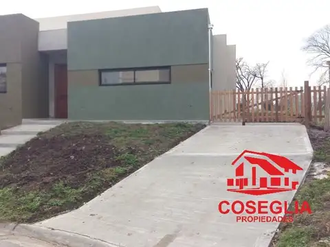 Casa en Venta en Pilar Del Este, Countries y Barrios Cerrados en Pilar