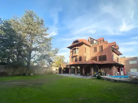 Casa en Venta en City Bell, Partido de La Plata