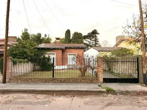 Casa en Venta en Adrogue, Partido de Almirante Brown