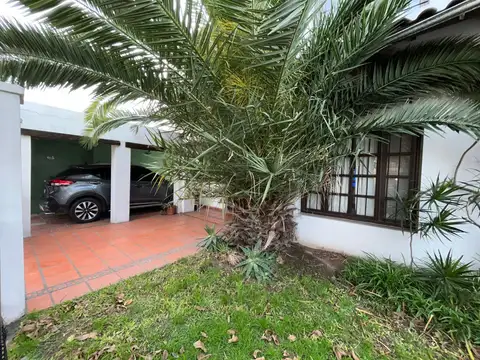 Casa en Venta en Barrio Malvinas, Boulogne