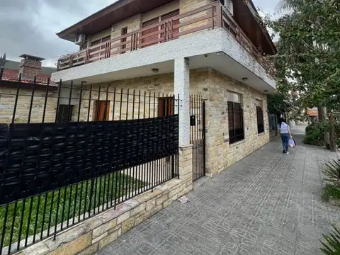 Casa en Venta en Isidro Casanova, Partido de La Matanza