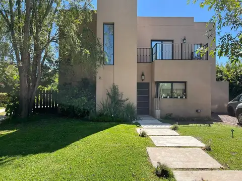 Casa en Venta en La Cañada de Pilar - Los Robles, Countries y Barrios Cerrados en Pilar
