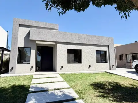 Casa en Venta en Santo Tomas, Countries y Barrios Cerrados en Pilar