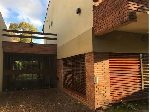 Casa en Venta en Castelar, Partido de Morón