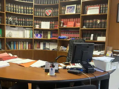 Oficina en Venta en Tribunales, Centro