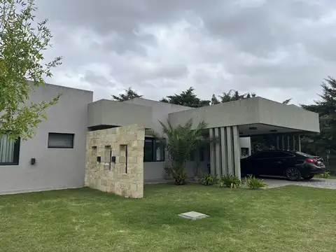 Casa en Venta en La Candida, Arturo Segui