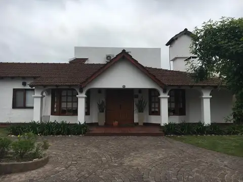 Casa en Venta en Aranjuez, Countries y Barrios Cerrados en Escobar