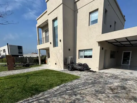 Casa en Venta en Pilar del Este - Santa Emilia, Countries y Barrios Cerrados en Pilar
