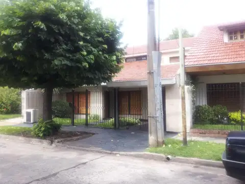 Casa en Venta en Villa Sarmiento, Partido de Morón