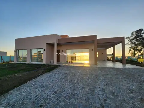 Casa en Venta en San Simon, Countries y Barrios Cerrados en Ezeiza
