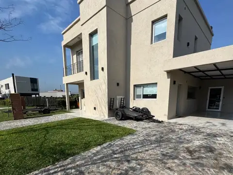 Casa en Venta en Pilar Del Este, Countries y Barrios Cerrados en Pilar