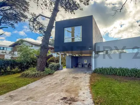 Casa en Venta en Barrancas De San Benito, Barrio Chapadmalal