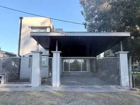 Casa en Venta en Joaquin Gorina, Partido de La Plata