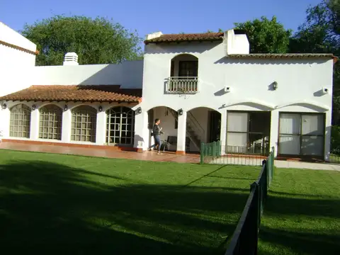 Casa en Venta en Golfers, Countries y Barrios Cerrados en Pilar