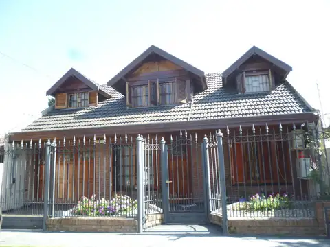 Casa en Venta en Adrogue, Partido de Almirante Brown