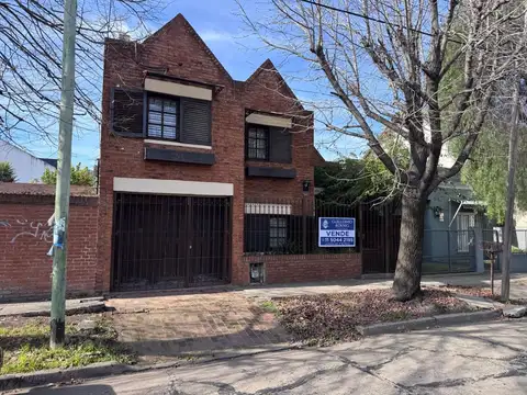 Casa en Venta en Castelar Norte, Castelar