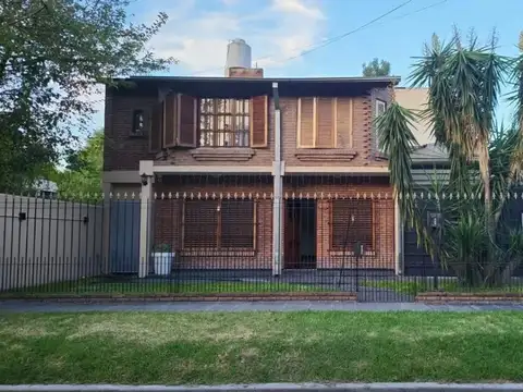 Casa en Venta en Villa Gobernador Udaondo, Partido de Ituzaingó