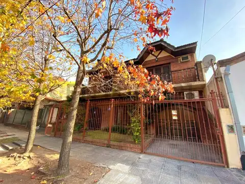 Casa en Venta en Castelar Norte, Castelar