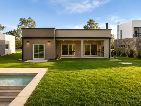 Casa en Venta en Casuarinas Del Pilar, Countries y Barrios Cerrados en Pilar