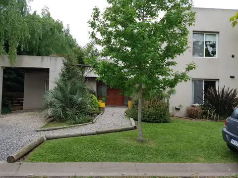 Casa en Venta en El Mirasol, Countries y Barrios Cerrados en Pilar