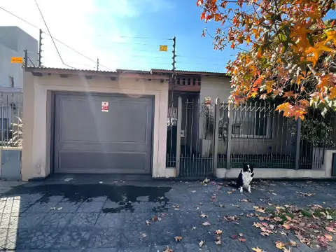 Casa en Venta en Haedo Sur, Haedo
