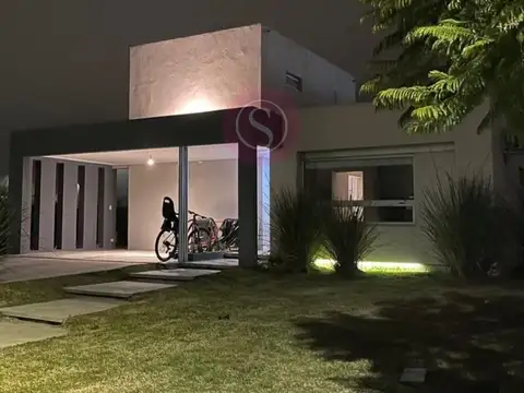 Casa en Venta en Puertos - Barrio Vistas, Countries y Barrios Cerrados en Escobar