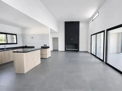 Casa en Venta en El Cazal, Countries y Barrios Cerrados en Escobar