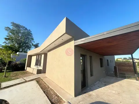 Casa en Venta en Pilar del Este - Santa Elena, Countries y Barrios Cerrados en Pilar