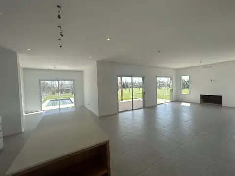 Casa en Venta en Pilar del Este - Santa Guadalupe, Countries y Barrios Cerrados en Pilar