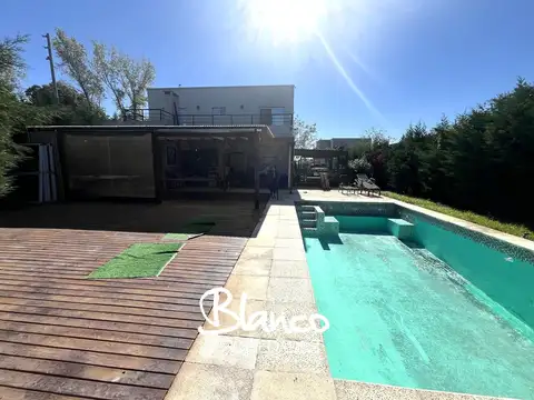Casa en Venta en Pilar Del Este, Countries y Barrios Cerrados en Pilar