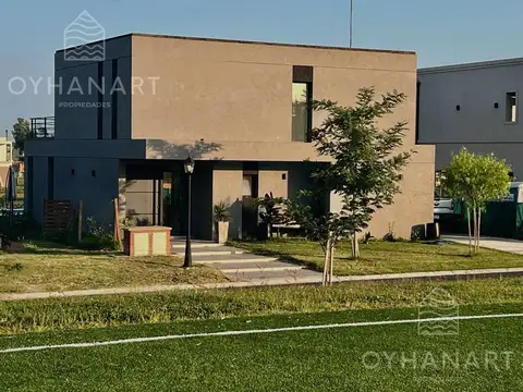 Casa en Venta en Pilar Del Este - Santa Sofia, Countries y Barrios Cerrados en Pilar